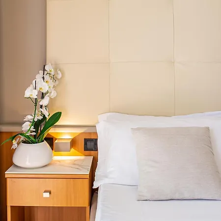 Royal 4* Bibione