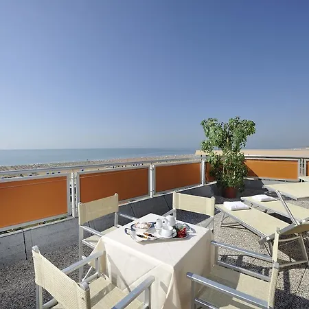 Royal 4* Bibione